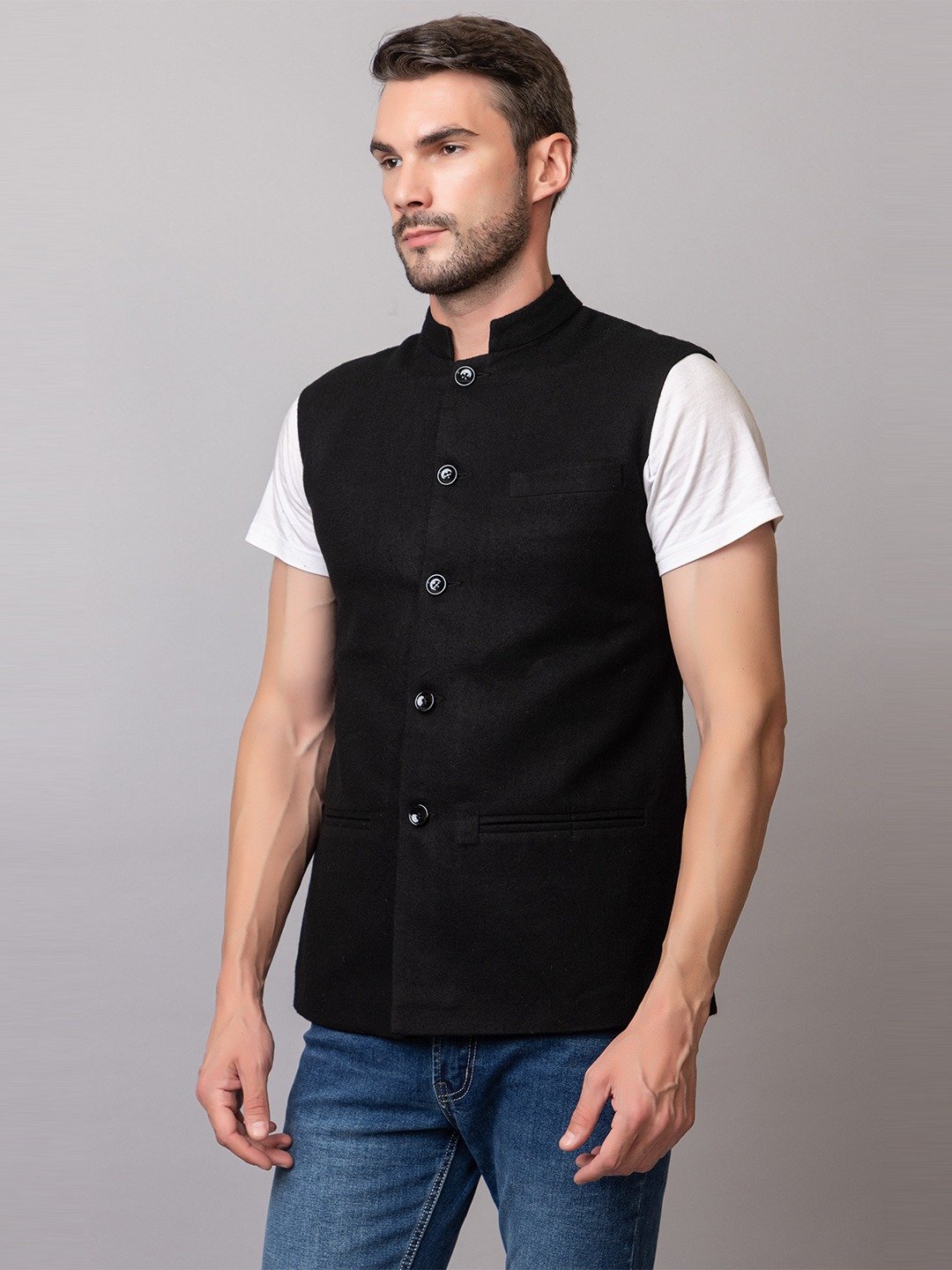 SLEEVELESS BUTTONED JACKET - Image 4