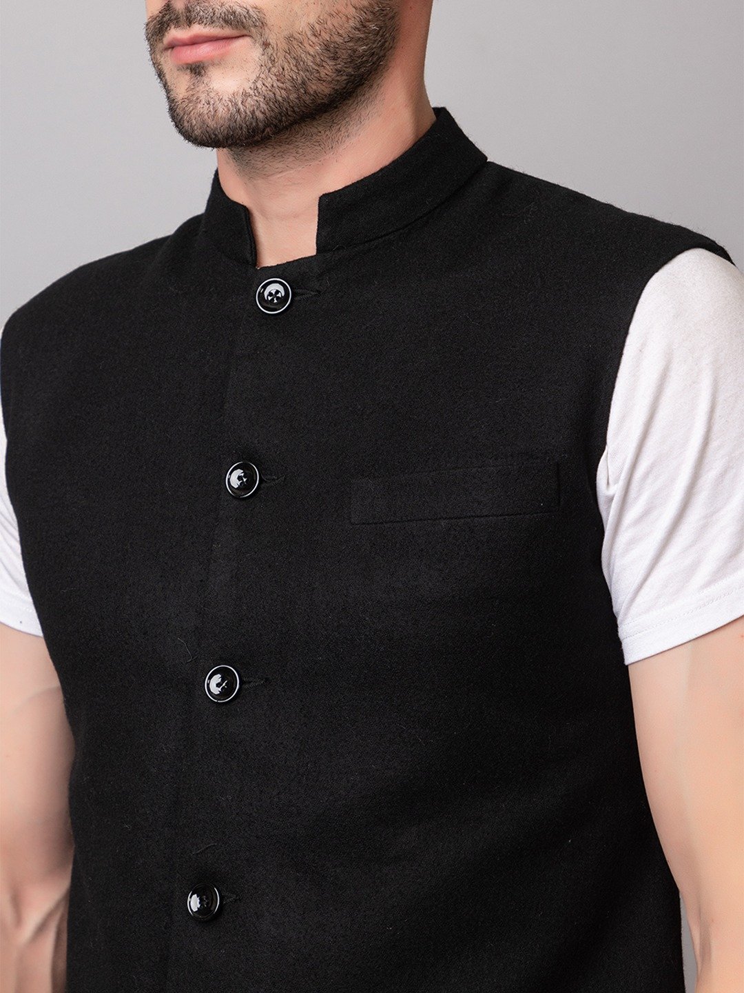 SLEEVELESS BUTTONED JACKET - Image 6