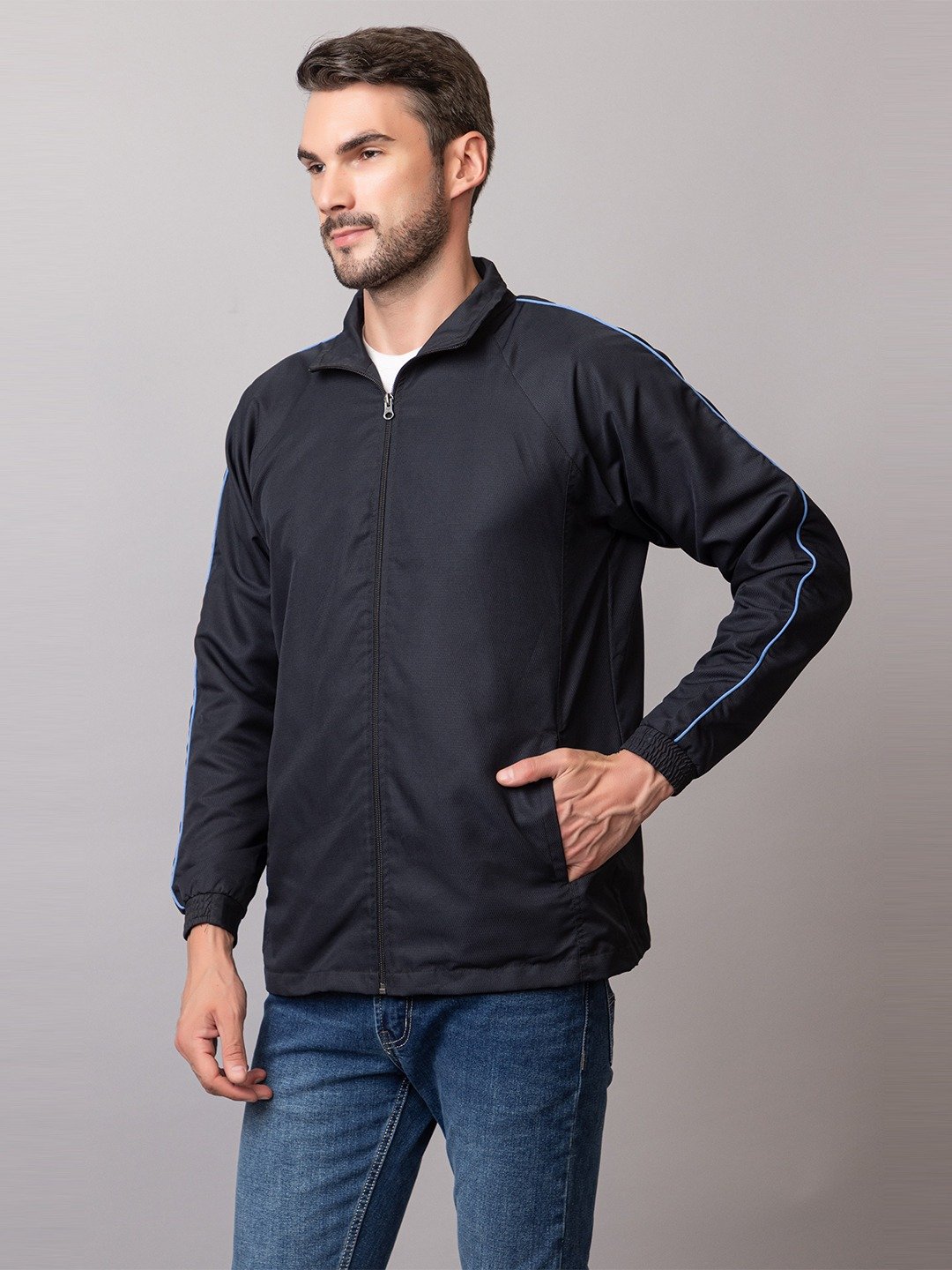 NAVY TREK UTILITY JACKET - Image 4