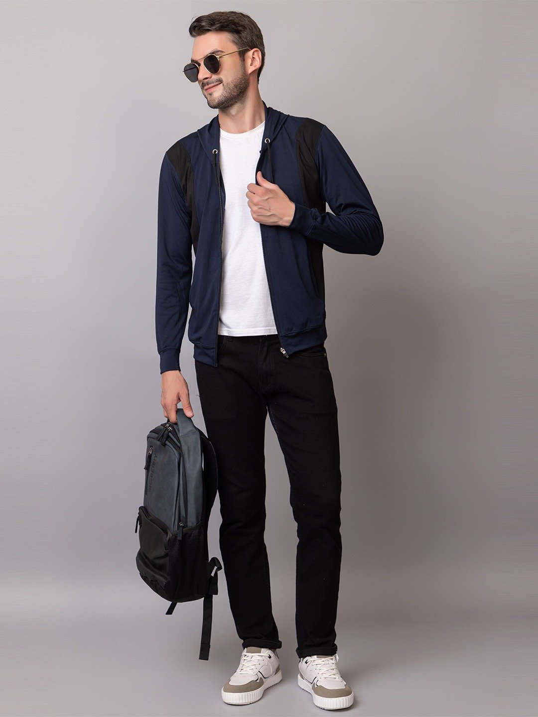 SPORTSHIELD HOODED JACKET - Image 3